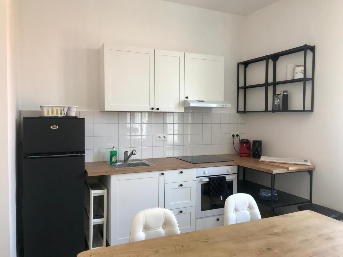 Charmant T2 De 48M2 Au Coeur Du Village De Lezignan-Corbieres Ngoại thất bức ảnh